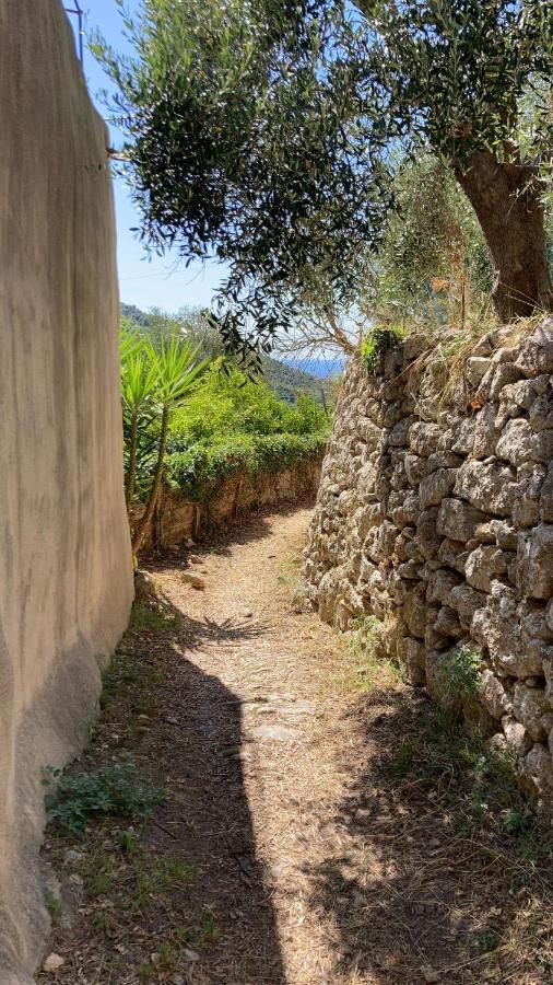 Casa Olivia Lacrema Finale Ligure Εξωτερικό φωτογραφία